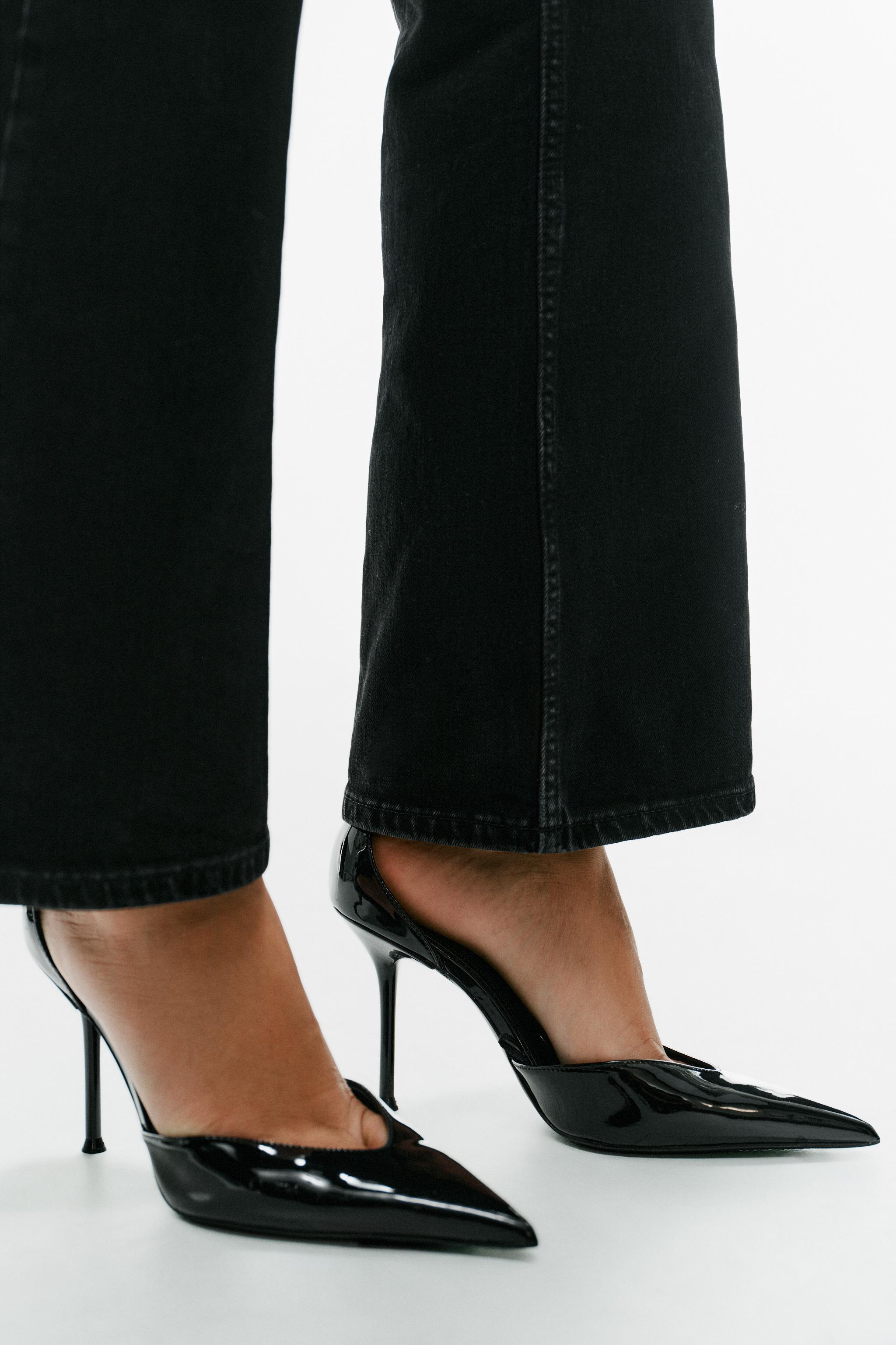 PATENT HIGH-HEEL SHOES